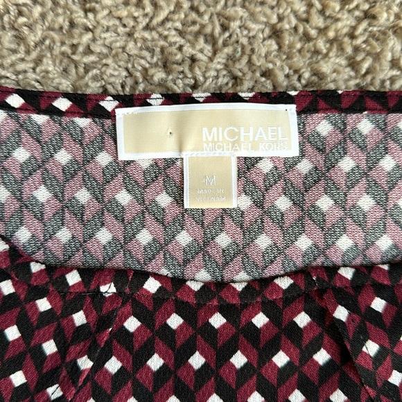 MICHAEL KORS Burgundy Flutter Sleeve Top Size Medium - Picture 9 of 11